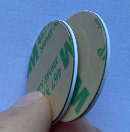 MIFARE Classic 1K S50 RFID White Isolation Adhesive Round Discs Pkt 20